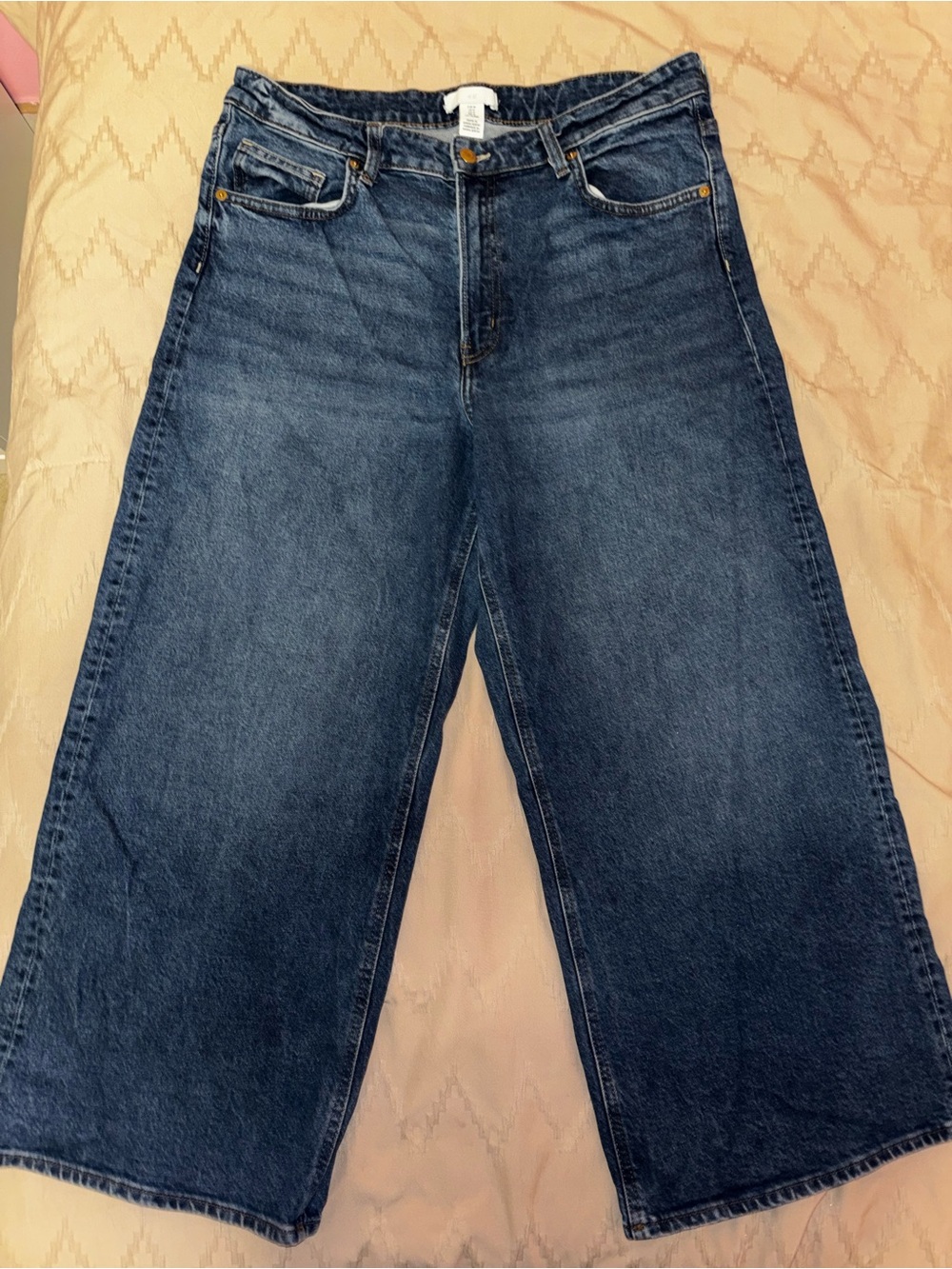 H&M Relaxed Wide-Leg Jeans in Dark Blue